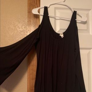 Open shoulder flare sleeve top